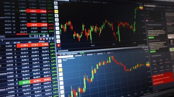 Объём торгов нефтепродуктами на Петербургской бирже снизился в первом полугодии